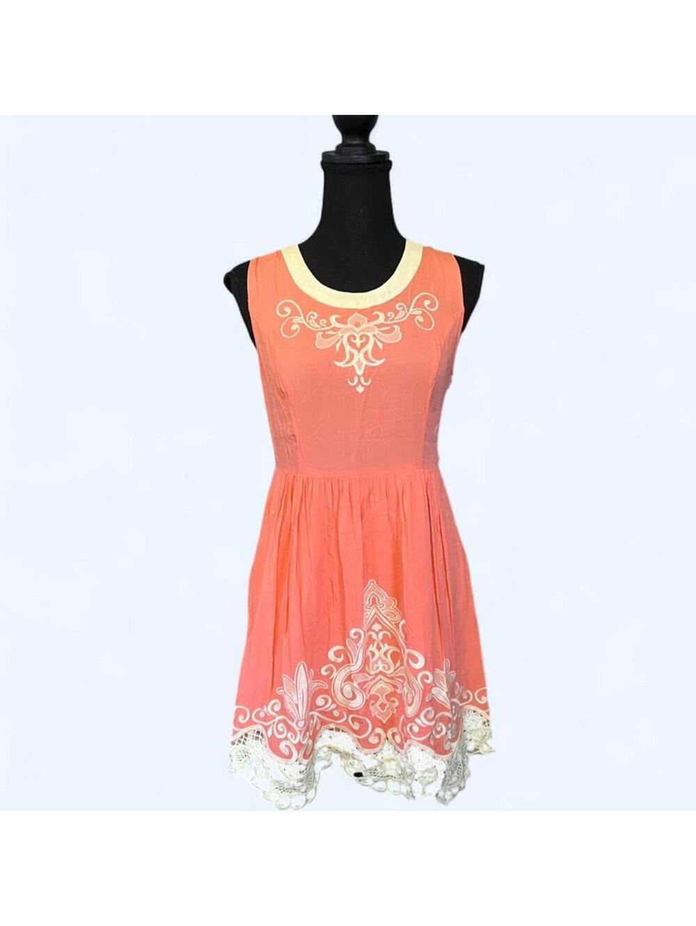 Altar’d State coral embroidered boho coquette lace trim mini dress size XS 🧡